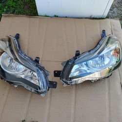 2015 Subaru Crosstrek Headlights