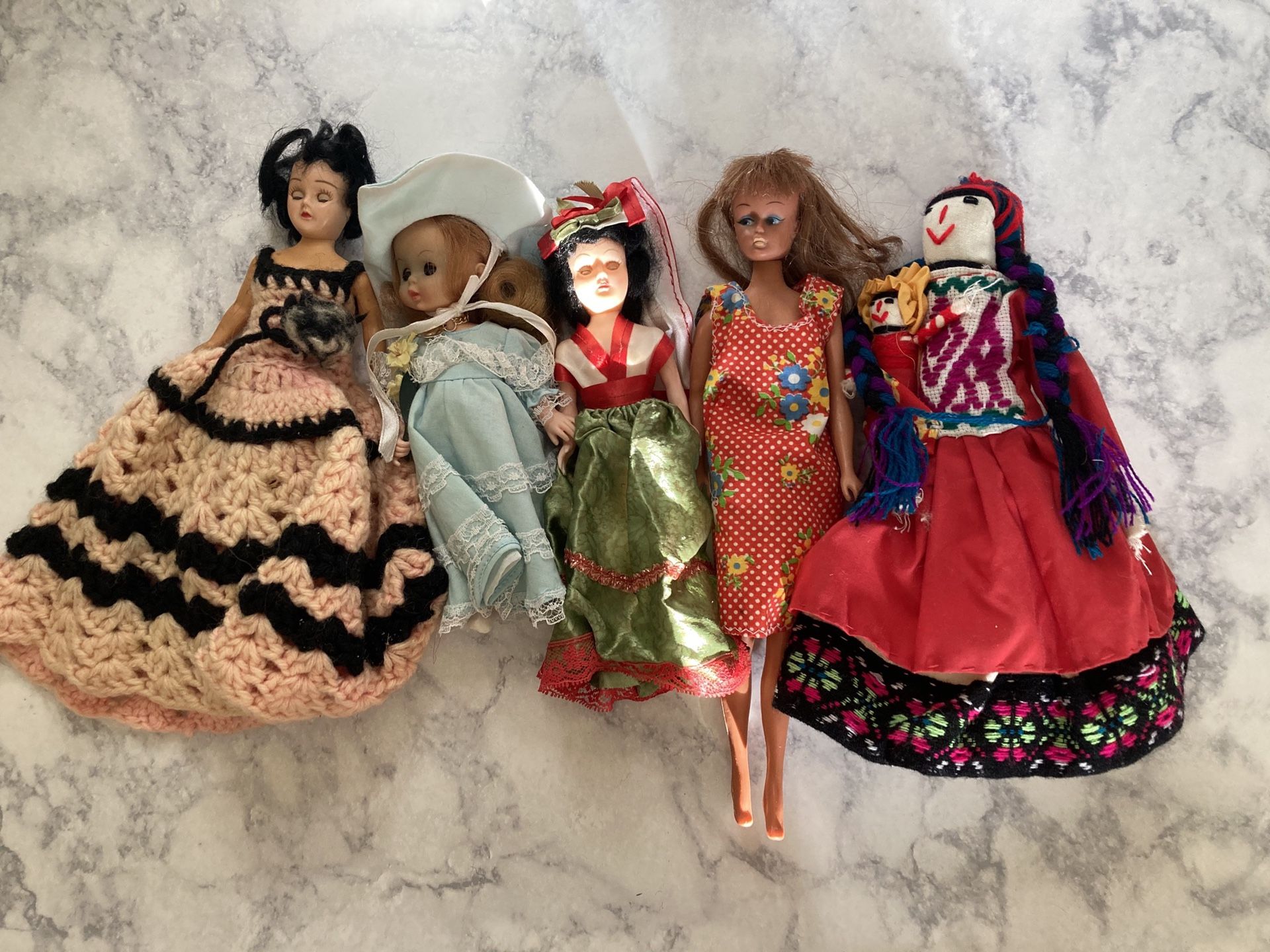 5 Different Vintage Dolls