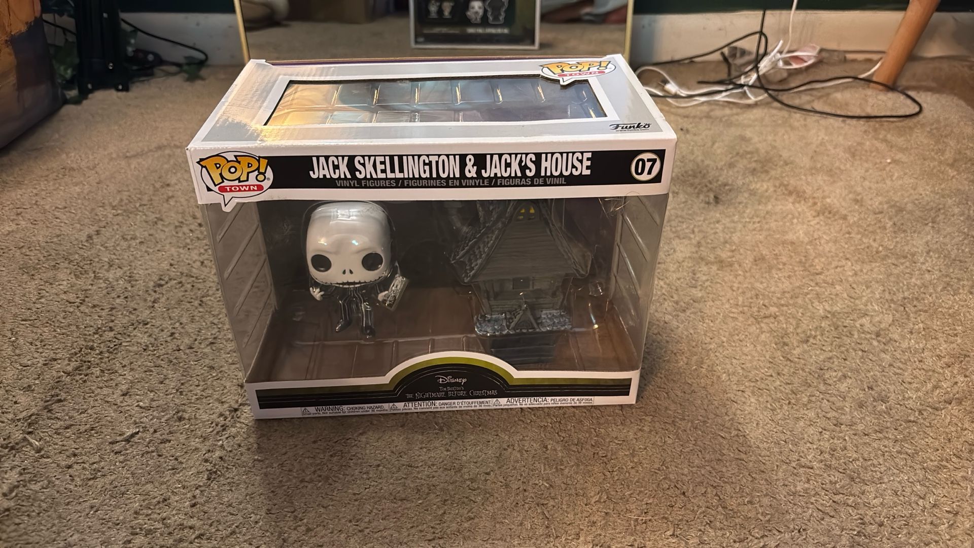 Nightmare Before Christmas, Jack Skellington , And House vinyl Figure