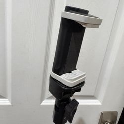Tripod Can Extend 5 Feet, New