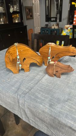 Hand Carved Wood Bears Cheap