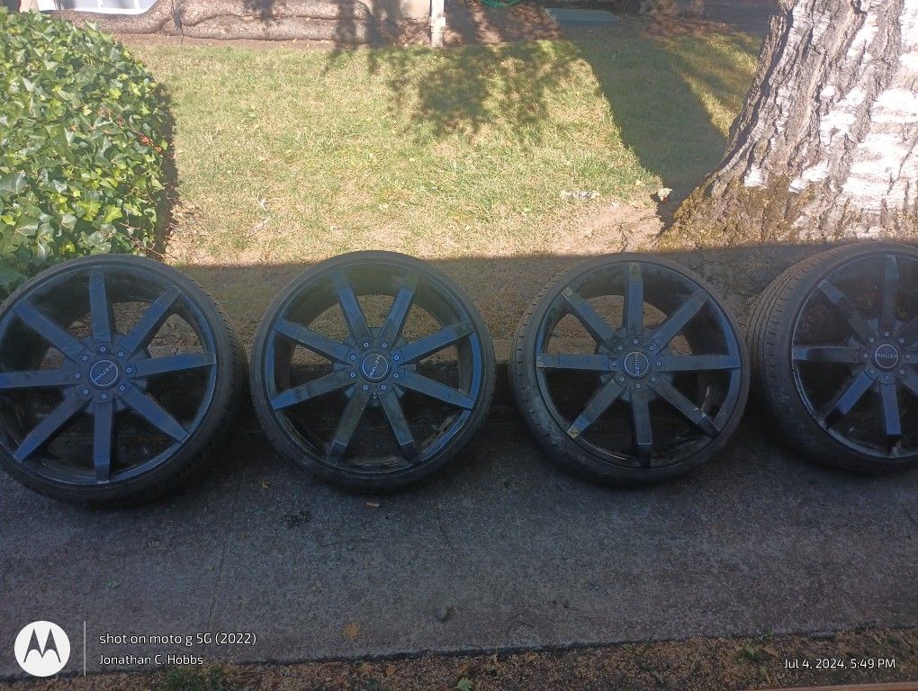 Low-Profile  Performance  Wheel & Tire Set