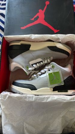Jordan 3 chloroform  size 9.5