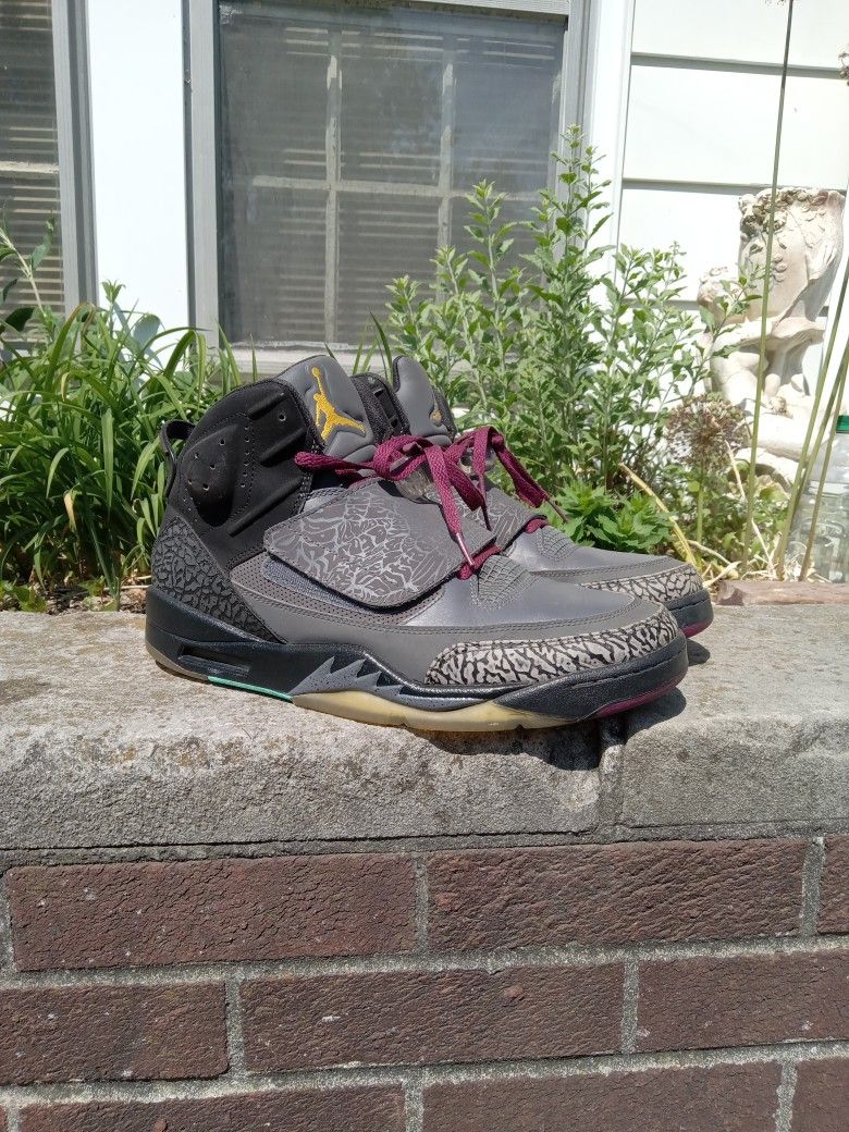 Jordan Spizike Bordeaux Size 12