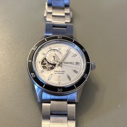 Seiko Presage Style ’60s Collection .=open  Heart  Skeleton..