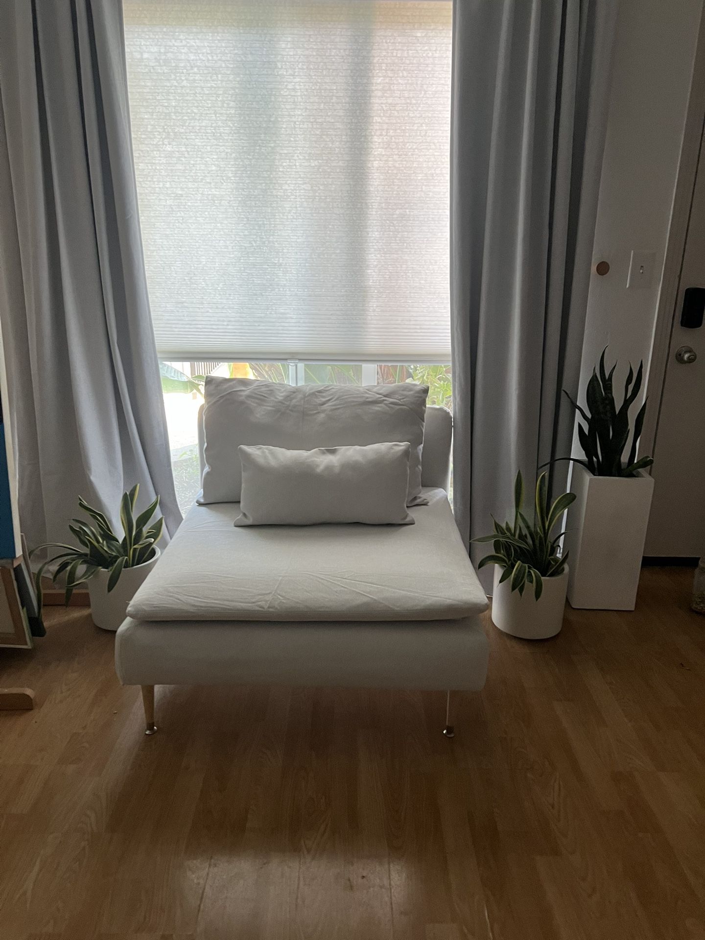 Ikea SODERHAMN Chair - White