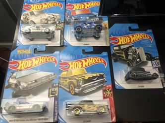 Hot wheels Set with Treasure Hunt
