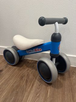 Little kid mini bike in excellent condition