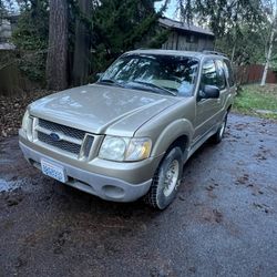 2001 Ford Explorer Sport