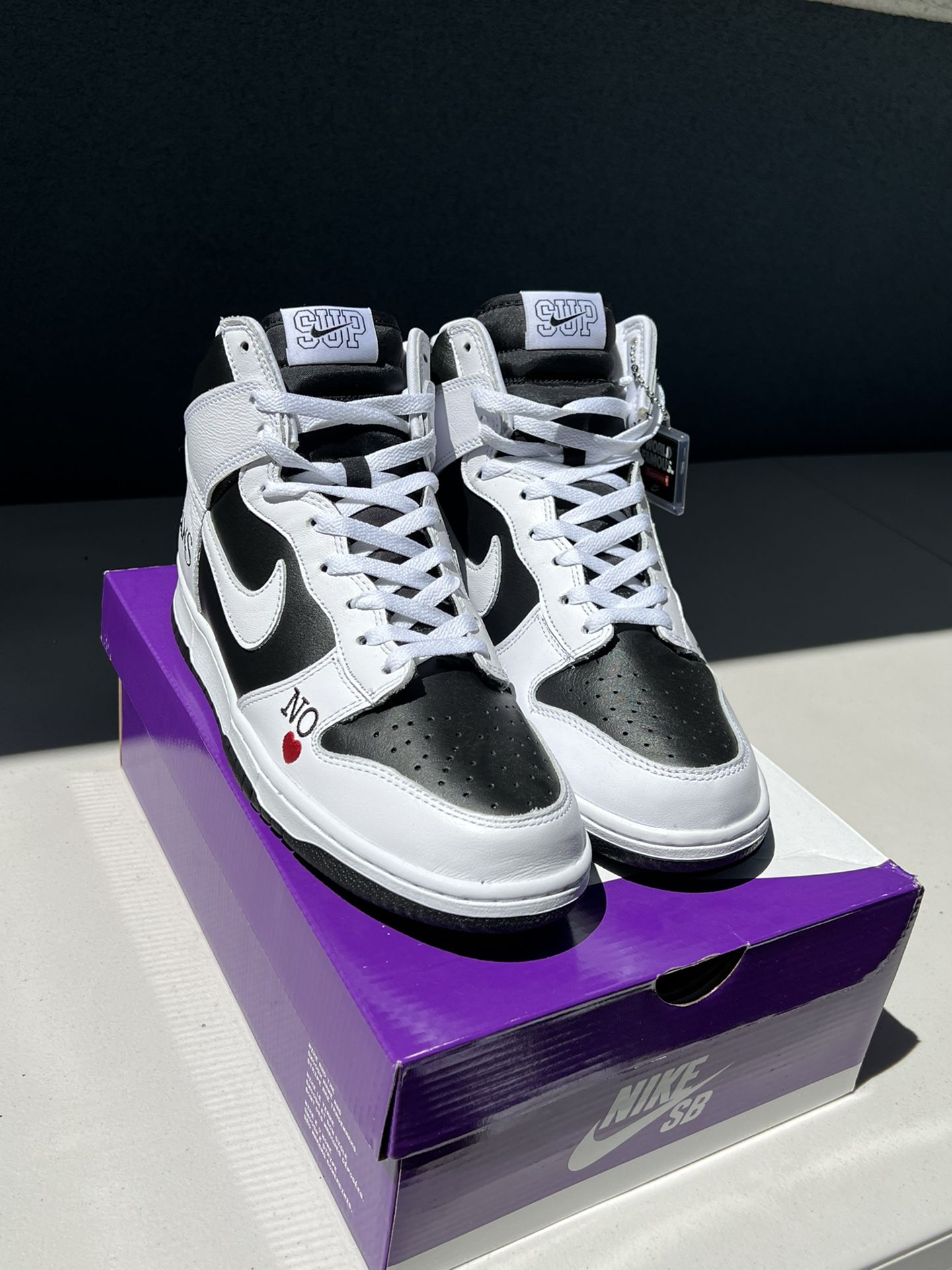 Supreme X Dunk High Black/white By Any means 