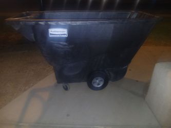 Rubbermaid commercial dump cart
