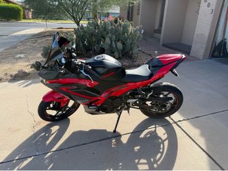 2025 Kawasaki Ninja 500 SE