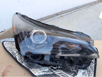 Lexus nx 2021 front right headlamp