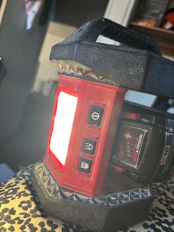 Milwaukee M18 RedLithium Tower Light