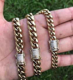 12MM Cuban Link Set 14K Gold Plated Doesn't Loses Color