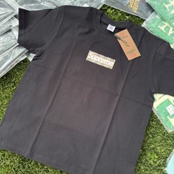 Supreme Burberry Black T Shirt size S-XL