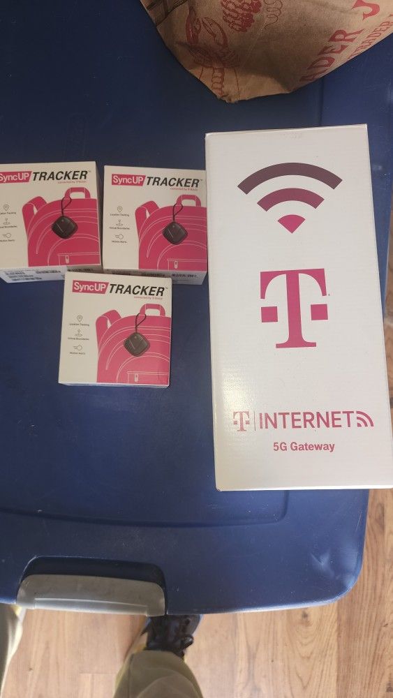 5g GATEWAY INTERNET BY TMOBILE AND 3 SYNC UP TRACKERS BRAND NEW SEALED