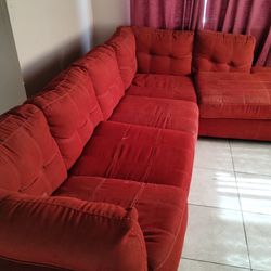 sectional couch very good condition 