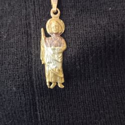 SAINT JUDAS 12K 3 TONE GOLD, YELLOW GOLD, ROSE GOLD, AND WH I TE GOLD PENDANT