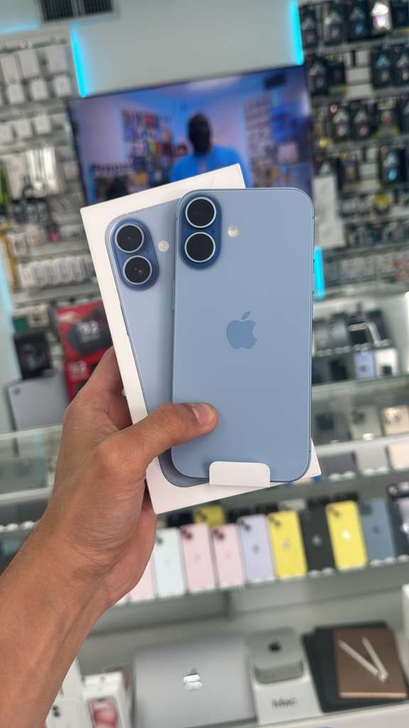 iPhone 17