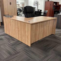 $100 Off! L Shape Office Desk With Locking File Cabinet