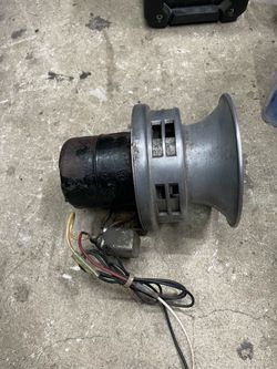 Vintage 12 volt siren