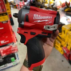 MILWAUKEE M12 CORDLESS STUBBI FUEL BRUSHLESS $165