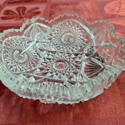 Antique Imperial Cut Glass Candy/Nut Dish With 1 Handle G4D063