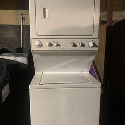 Frigidaire Electrolux Stackable Washer And Gas Dryer 