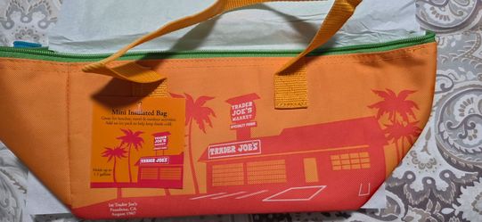 Trader joes insulated mini tote
