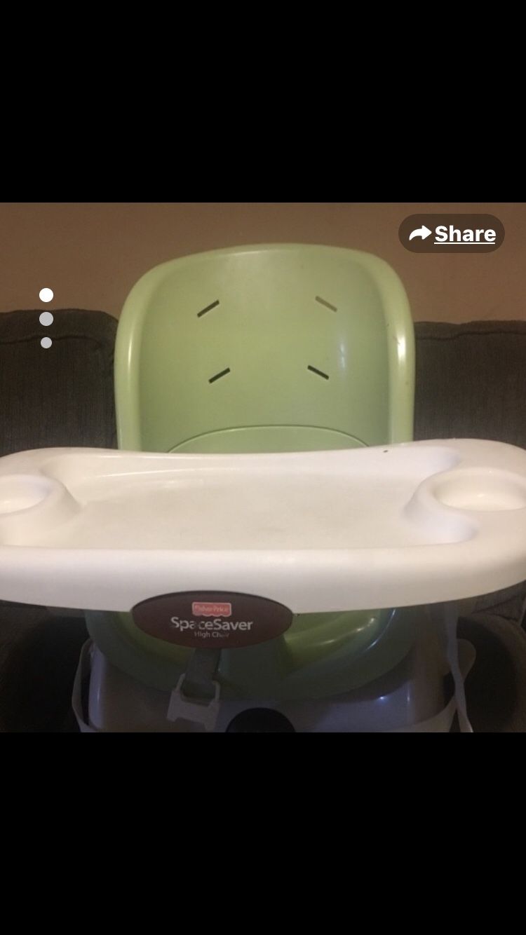 SpaceSaver chair for kids in a very good condition