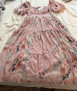 Pink Blush Floral Midi Dress size Medium
