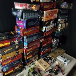 Mafex Figures 