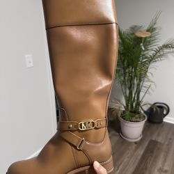 Brand New Micheal Kors Knee Length Boots 6.5