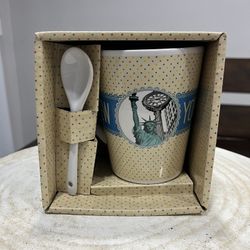 NEW New York City NYC Ceramic Mug & Spoon Set Statue of Liberty Polka Dot Boxed