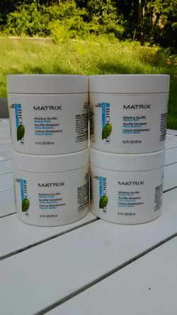 Brand new Matrix styling medium hold molding souffle 4.2 Oz set of 4