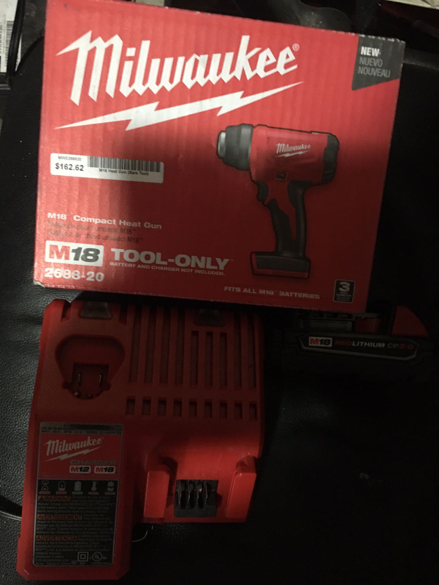 Milwaukee m18 cordless heat gun with battery and charger new