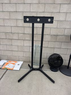 TV Stand W TV