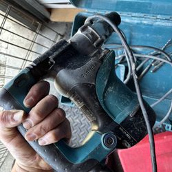 Makita HR2811F Hammer Drill
