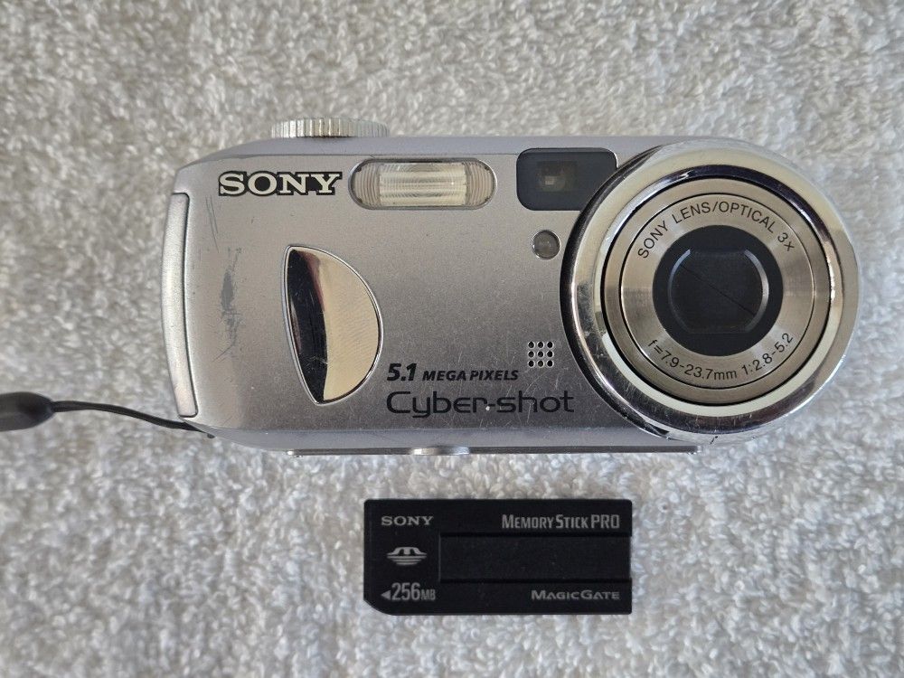 Sony Cyber-shot DSC-P93A 5.1MP Digital Camera With Memory Stick TESTED WORKING
