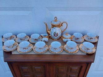 Vintage teaset