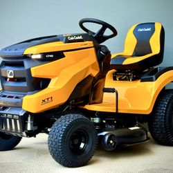 Brand new Cub Cadet XT1 Enduro LT 42 in. 547cc Engine with Intelli Power Hydrostatic Drive Gas Riding Lawn Tractor 