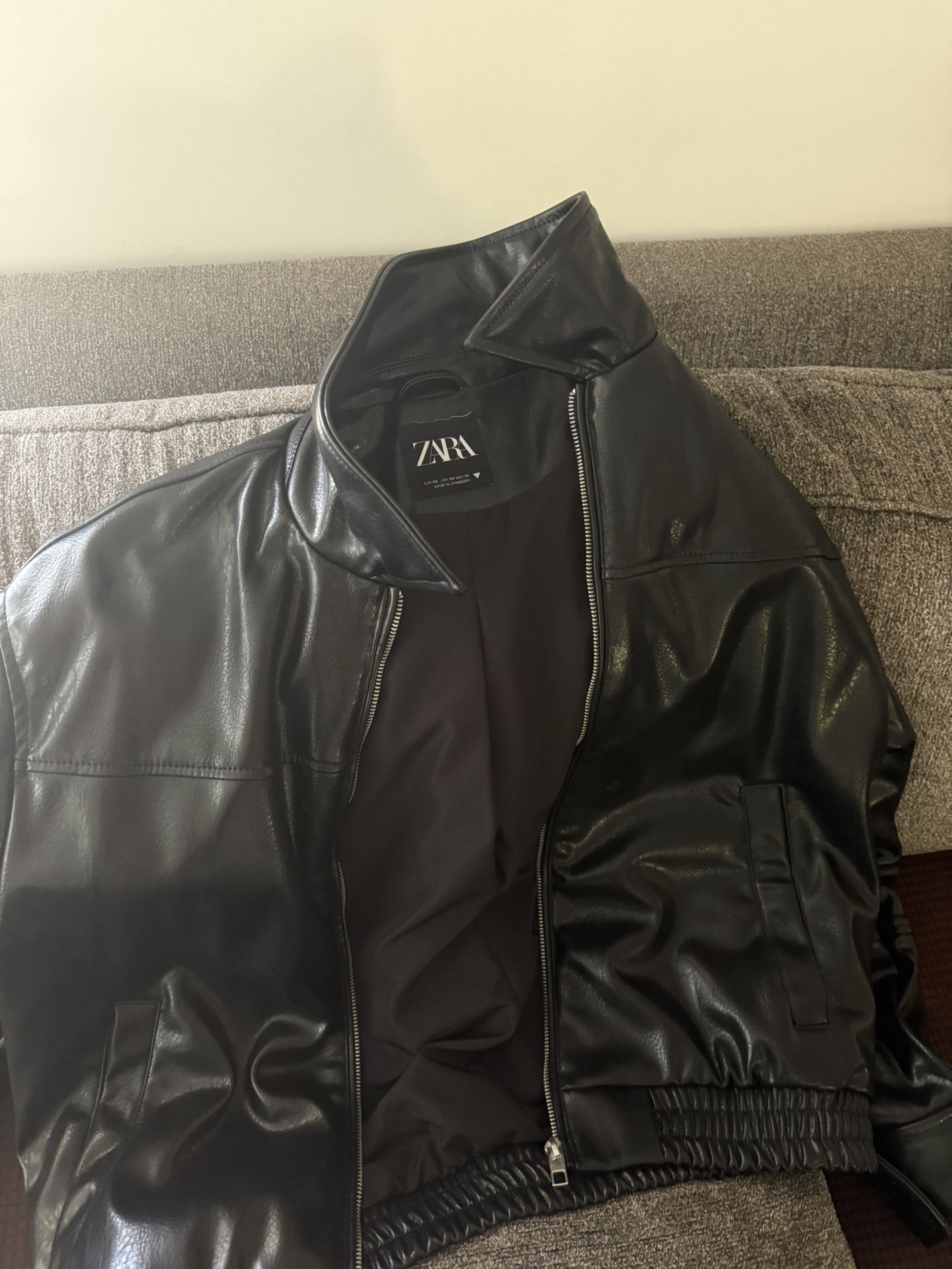 Black Zara Leather Jacket XS