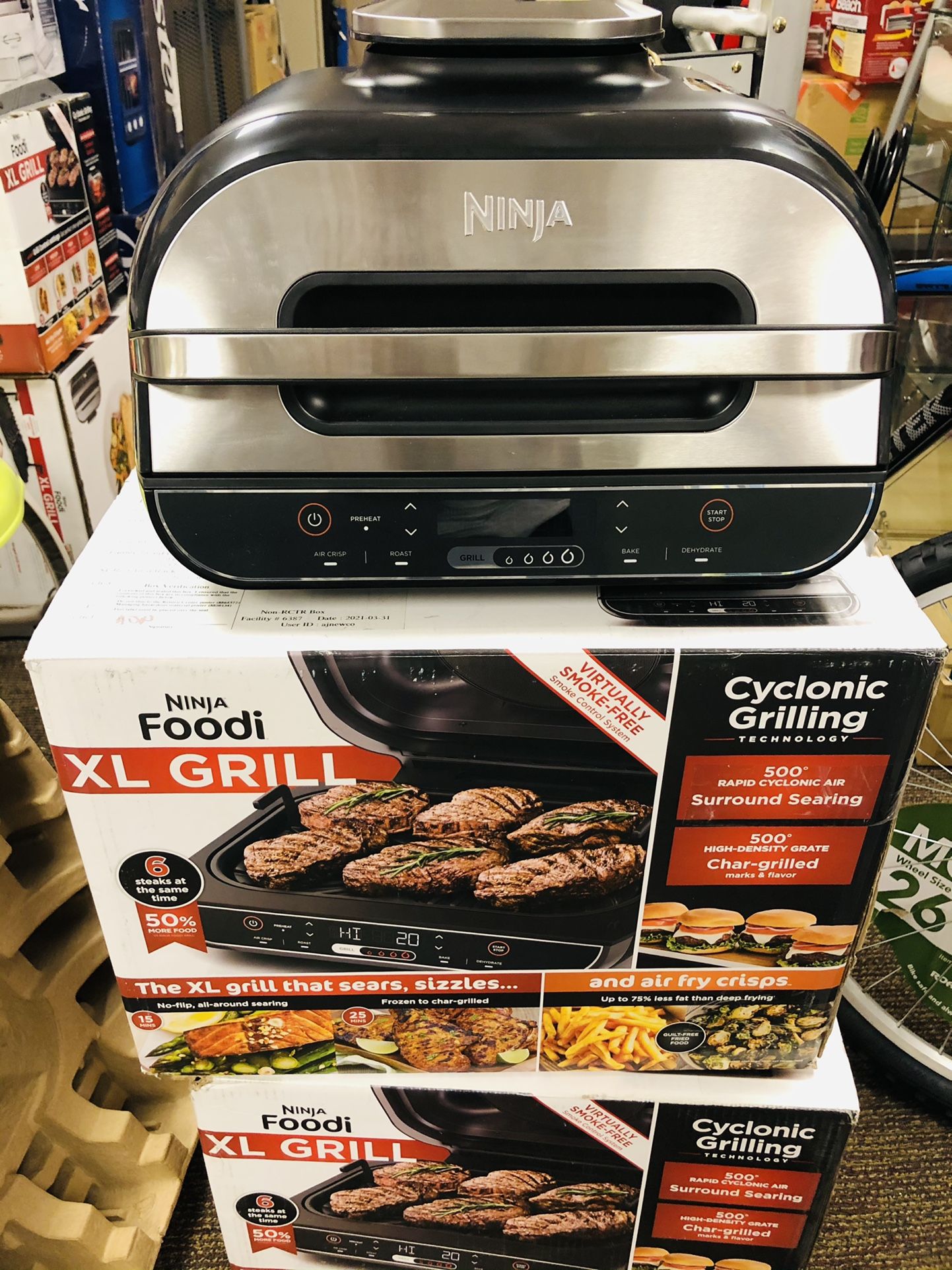 Ninja® Foodi™ Smart XL 4-in-1 Indoor Grill 4-qt Air Fryer, Roast, & Bake, FG550 Costco Store Demo