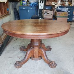 Old Oak Claw Foot Table