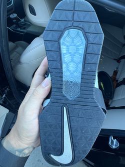 Lifting shoes