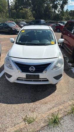 2017 Nissan Versa