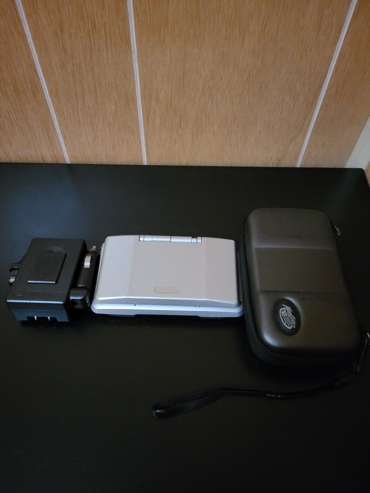 Silver Nintendo DS