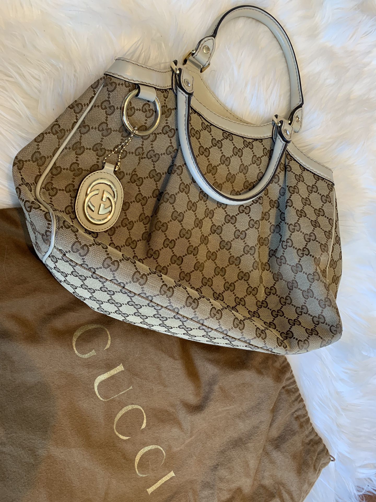 Gucci Sukey Medium Bag