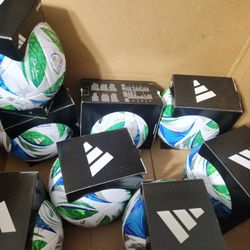 Adidas MLS 25 League Soccer Ball Set